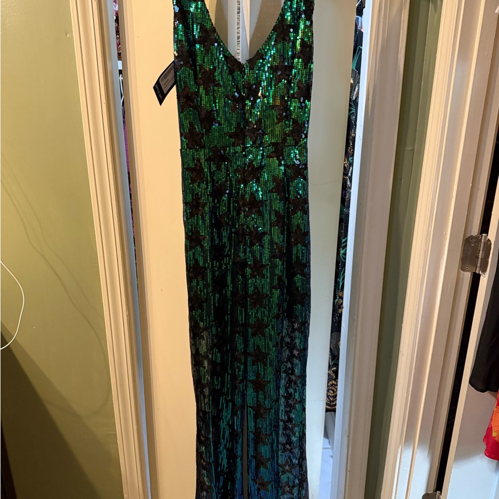 Nasty Gal Star Sequin Cut Out Flare Jumpsuit NWT - Picture 4 of 5